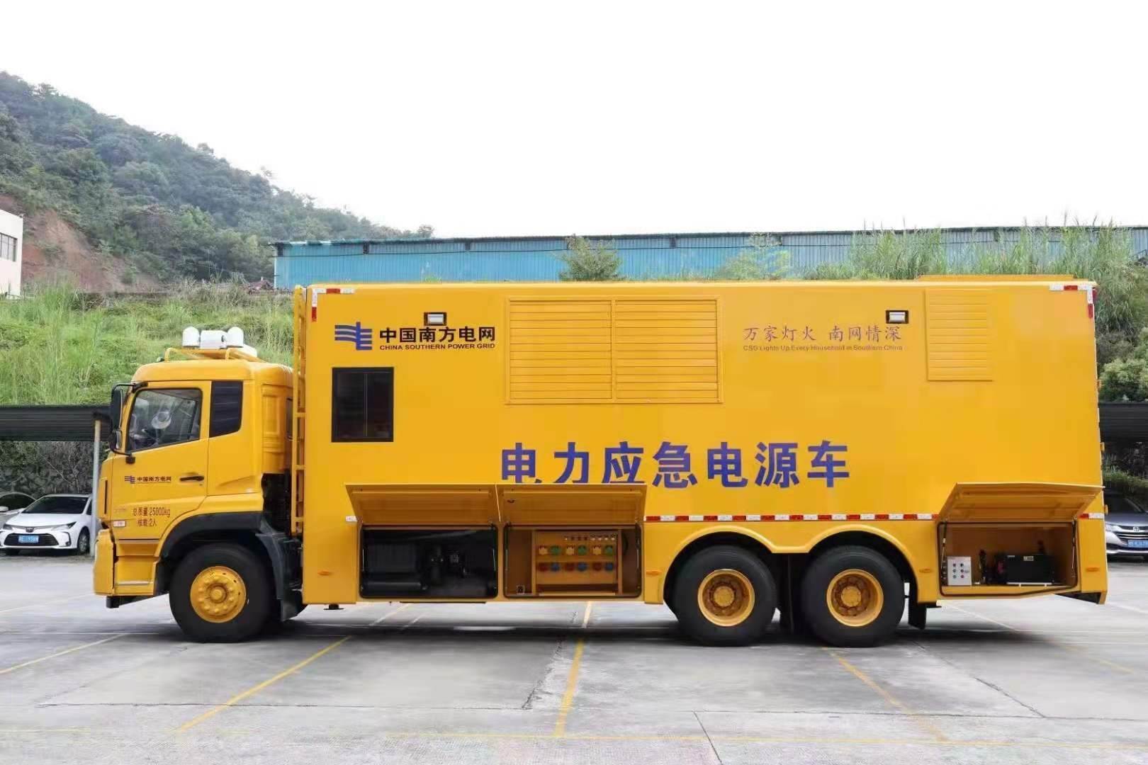 阿拉善右安康大型柴油发电机发电车UPS电源出租租赁